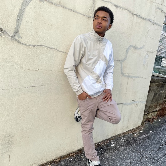 Meet your Posher, Devon - Picture 1 of 1